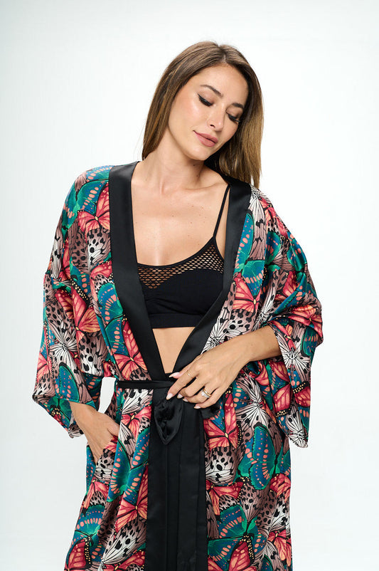 The Renaissance of Kimonos: Unveiling a Fashionable Secret Elsy Style kimono, woman 