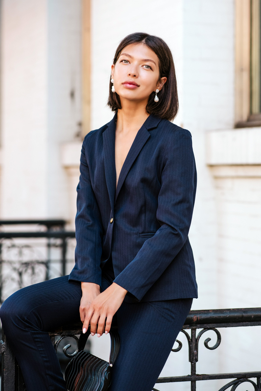 Navy Peak-Lapels Single-Breasted Blazer – Women’s Tailored Jacket