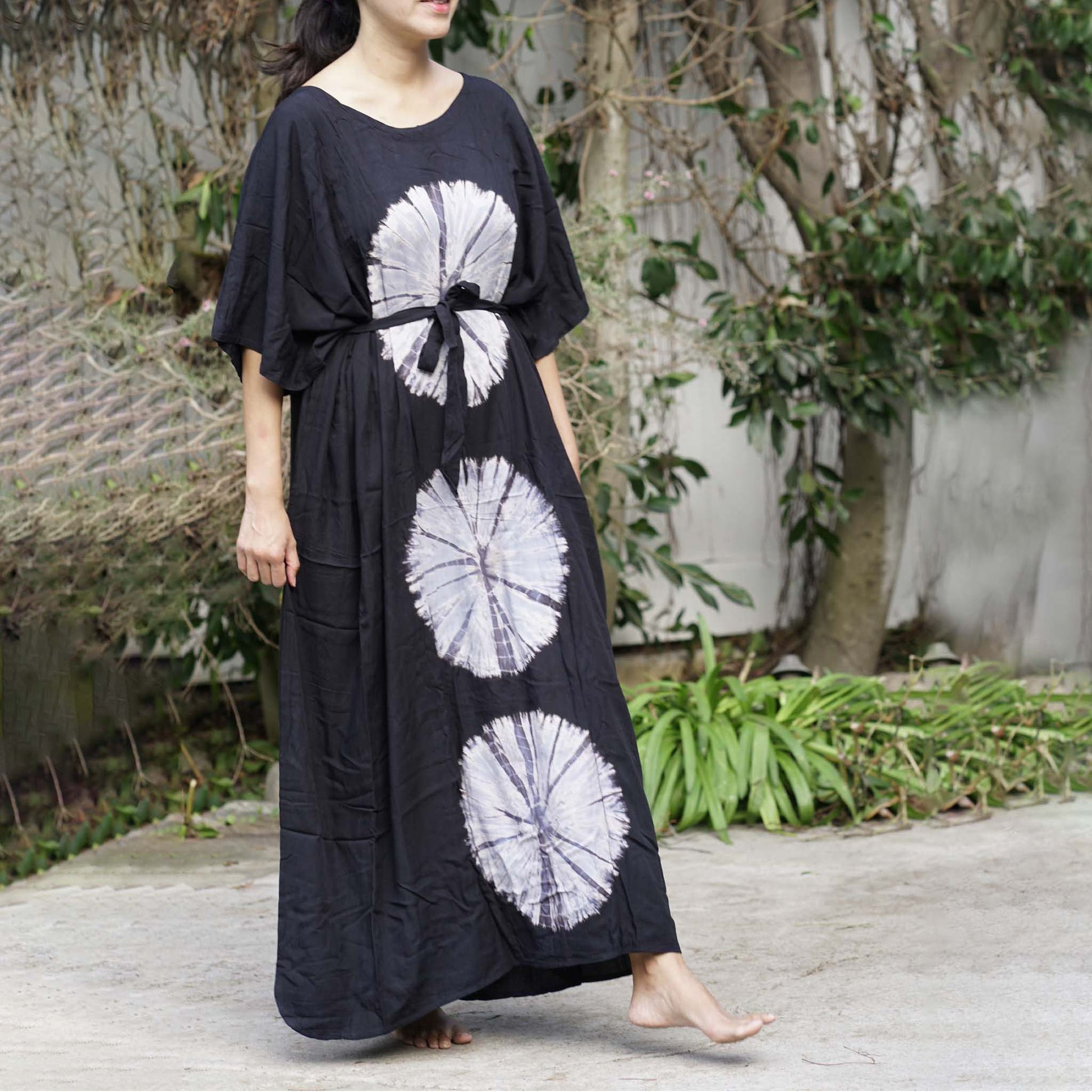 Kaftan Tie Dye Long Dress Shibori Black White Floral Pattern