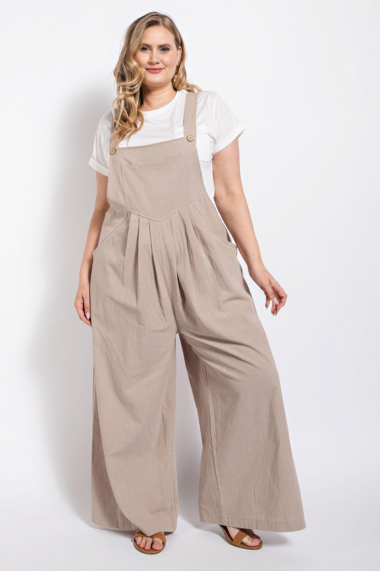 Pintuck detail overall with side pockets 2XL