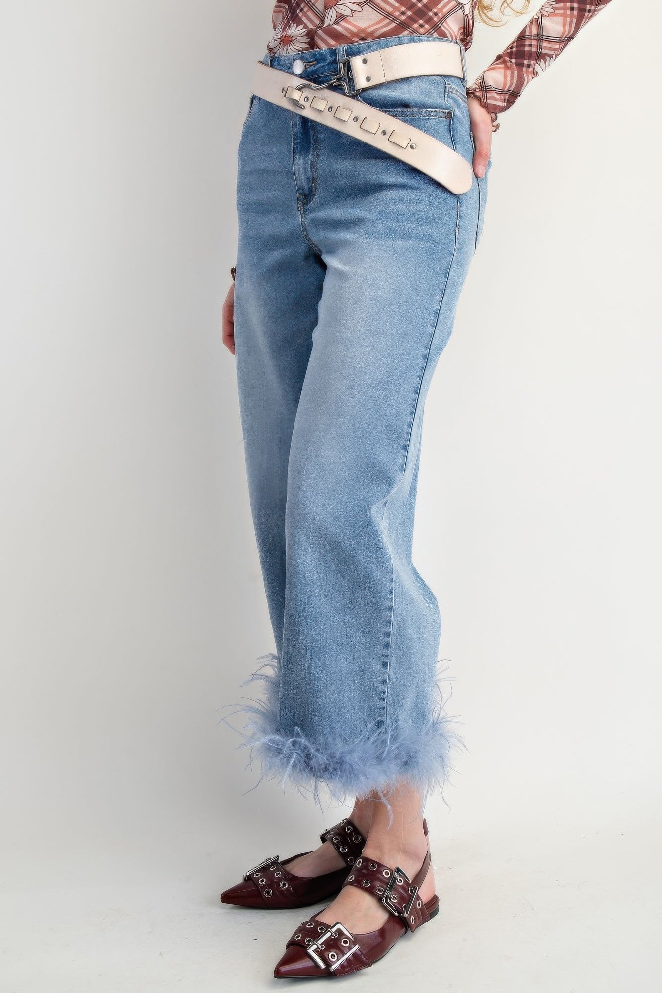 Fur Bottom Hem Washed Stretch Denim Pants