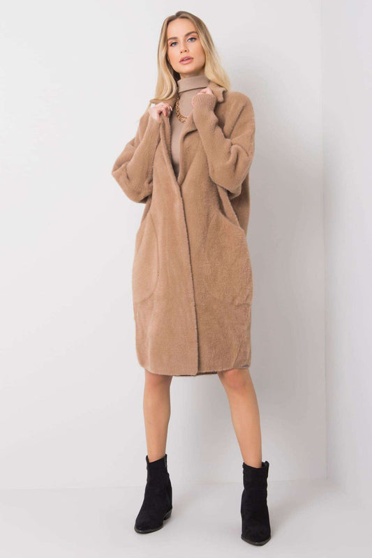 Coat model 174932 Elsy Style Women`s Coats, Jackets
