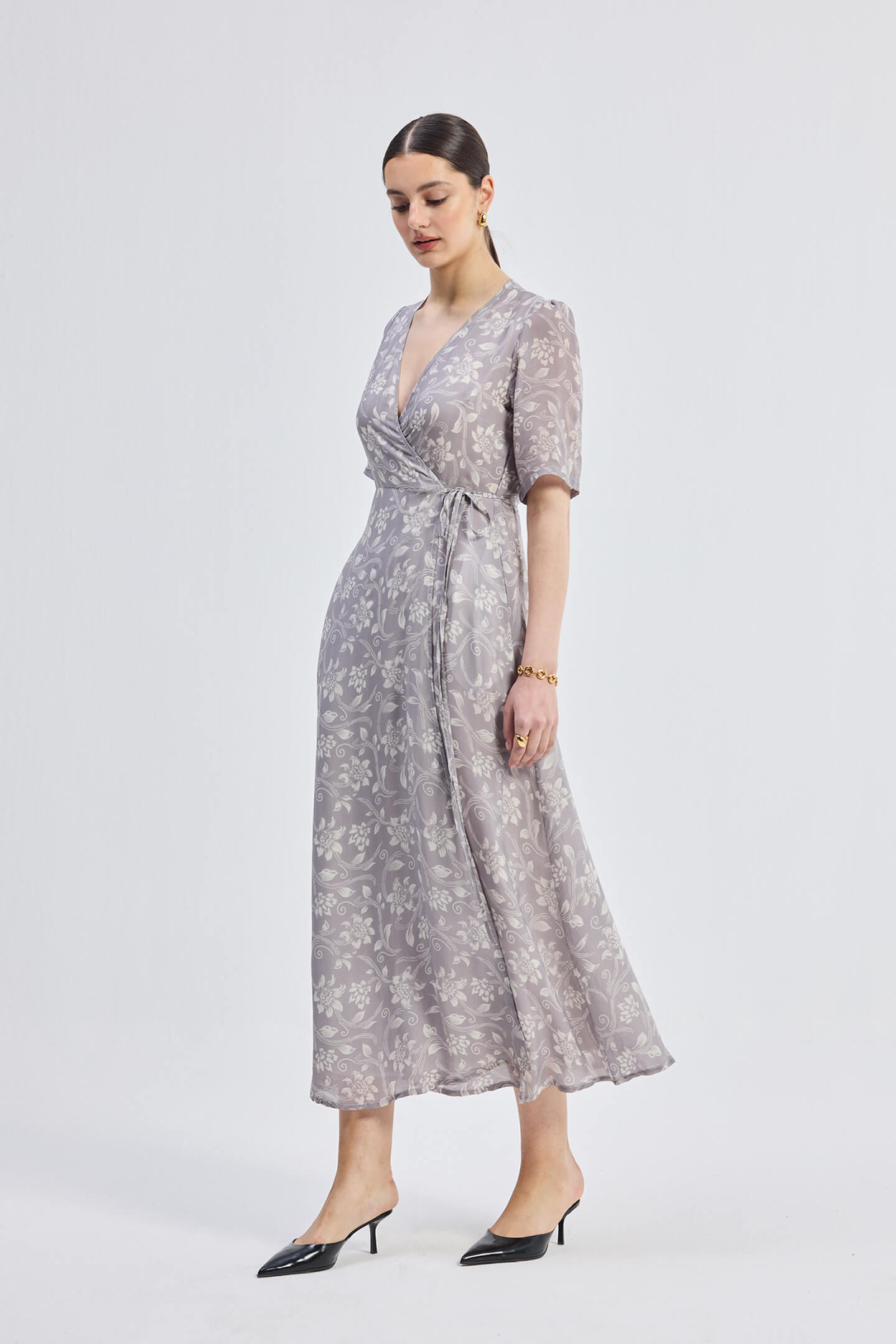 Maxi Wrap Floral dress in Vintage Vines