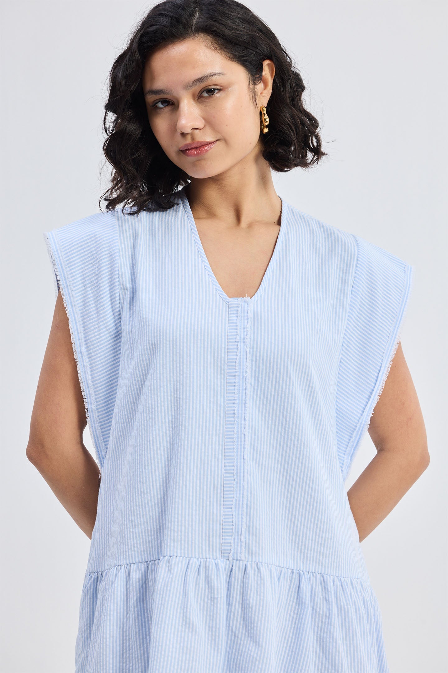 Oversized V neck Short Dress with Frayed Sleeves