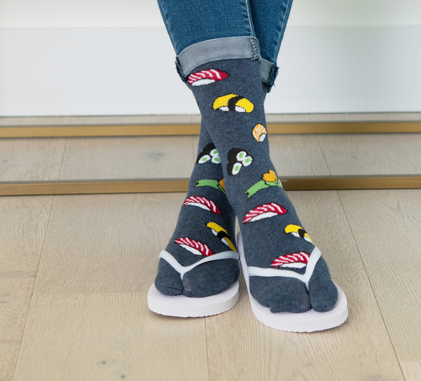 1 Pair - V-Toe Flip Flop Tabi Socks - Sushi Socks