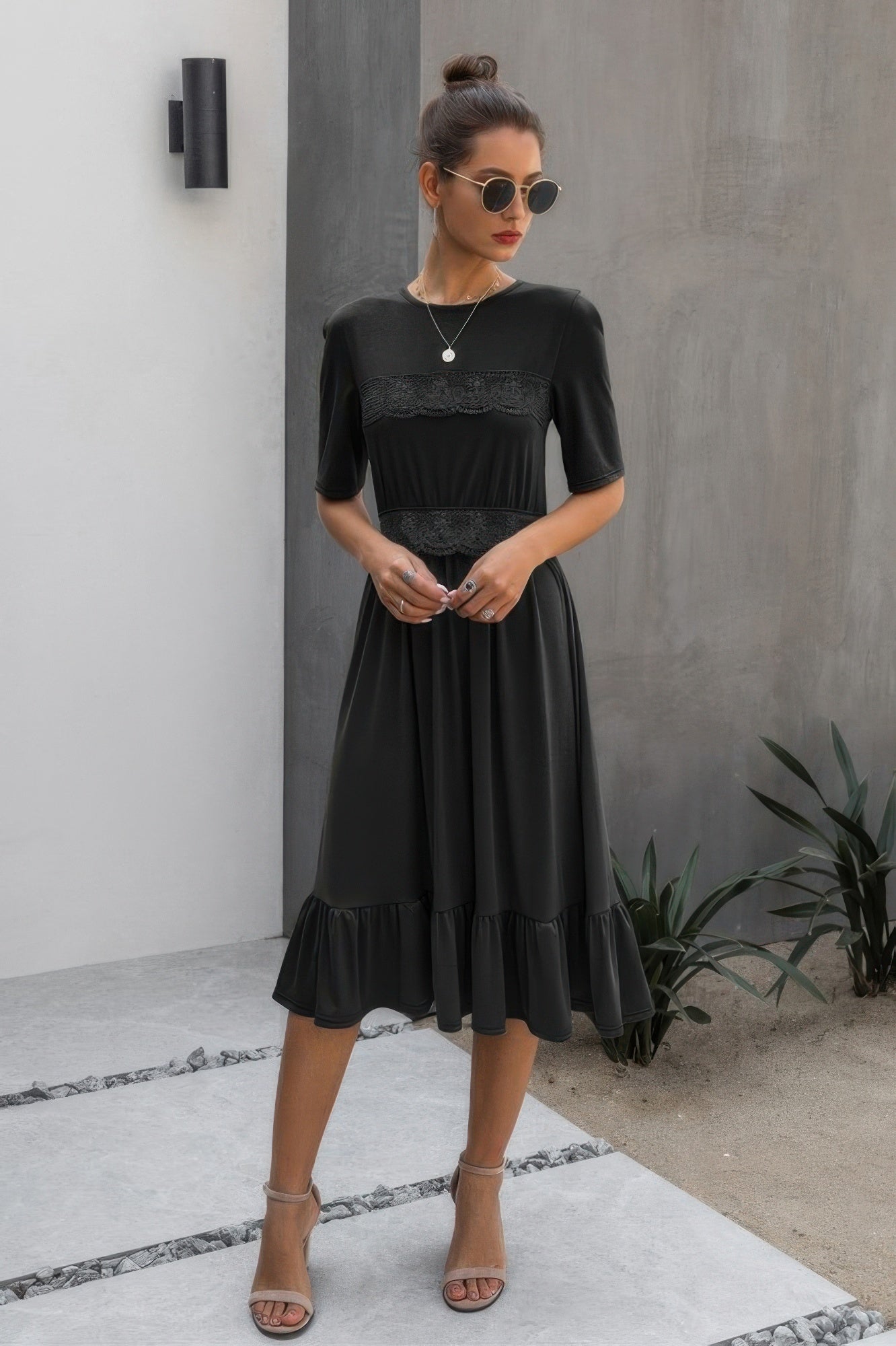 Ruffled Lace Midi Swing Dress Black