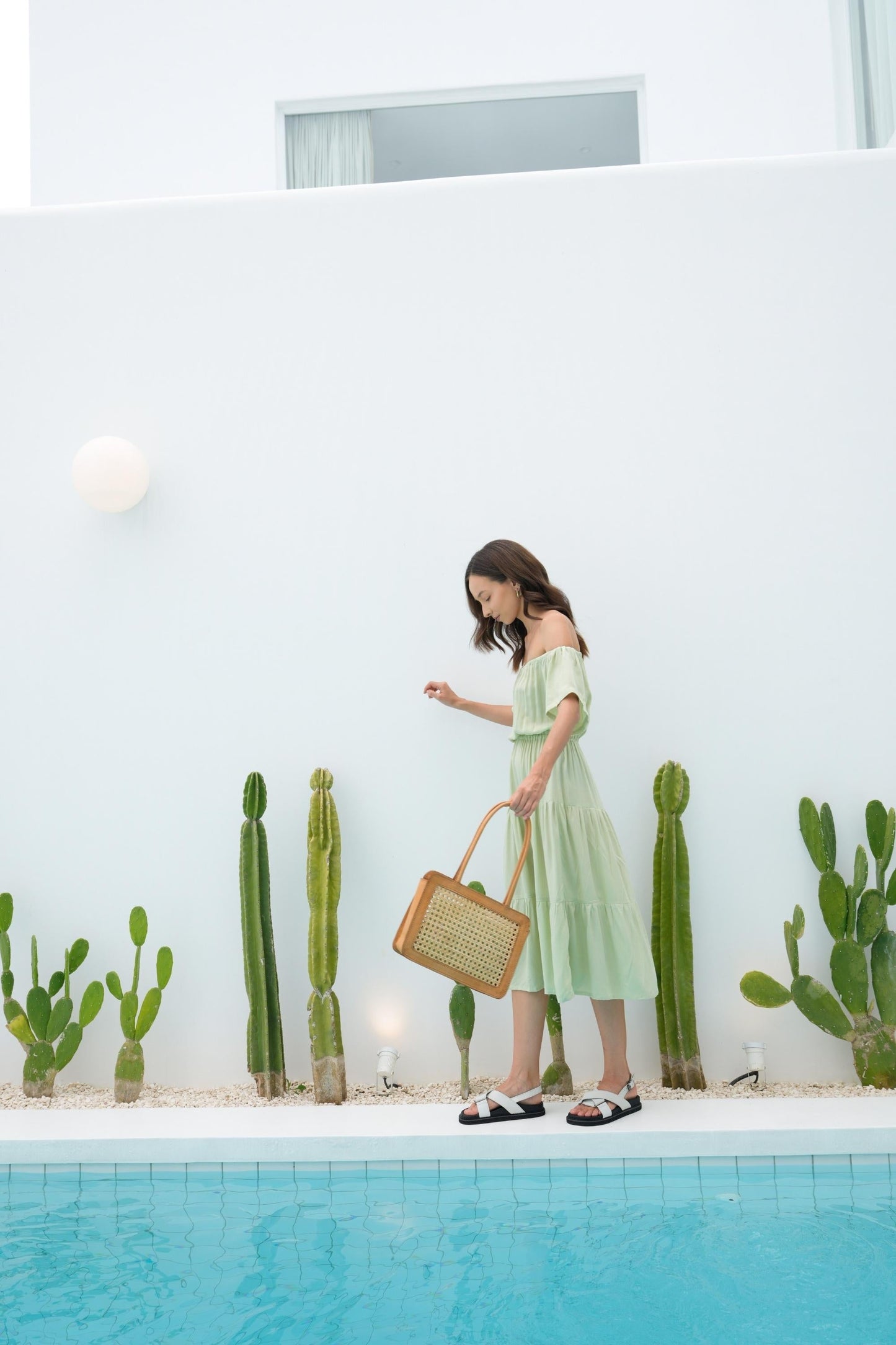 Regina Off-the-shoulder Midi Dress in Pistachio