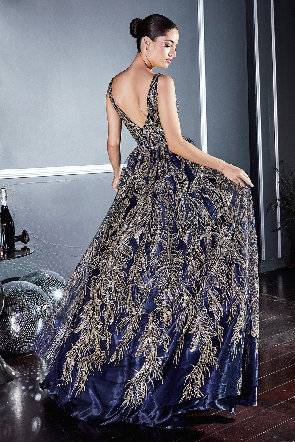 Floral glitter print prom & ball gown Luxury Elegant Evening Gala Appliqué Modern Dress V-neck Pointy Open Back Bodice CDJ812-1